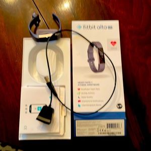Fitbit Ulta HR.